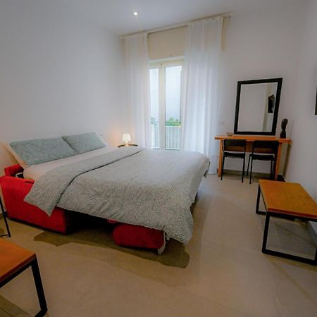Signora Titina Rooms Neapol Zewnętrze zdjęcie